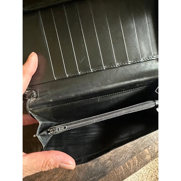 VINTAGE GUCCI BLACK LEATHER G WALLET - Picture 5 of 6
